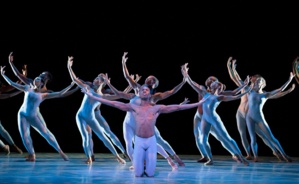 "The River" d'Alvin Ailey © Paul Kolnik. "The River" d'Alvin Ailey © Paul Kolnik.