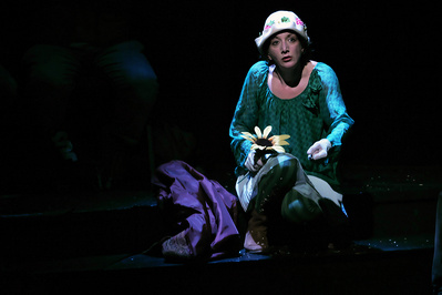 "Le retour aux souches" © Franck Roncière. "Le retour aux souches" © Franck Roncière.