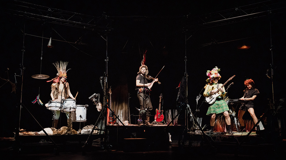 © Simon Gosselin. © Simon Gosselin.