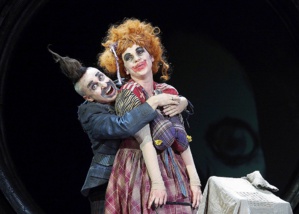 Richard Rittelmann (Punch) et Manuela Leonhartsberger (Judy) © Armin Bardel.