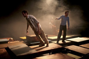 "L'usage du monde" © Cie STT. "L'usage du monde" © Cie STT.