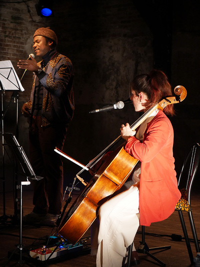 Adama Diop et Laure Magnien ©  Ludmila Desnoyer-Rossin. Adama Diop et Laure Magnien ©  Ludmila Desnoyer-Rossin.
