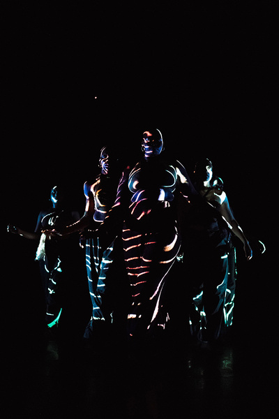 "La Diva aux pieds nus" © Morgan Éloi. "La Diva aux pieds nus" © Morgan Éloi.