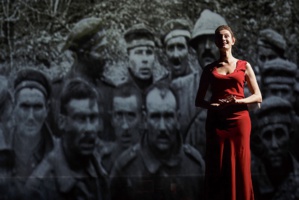 © Christophe Raynaud de Lage/Collection Comédie-Française. © Christophe Raynaud de Lage/Collection Comédie-Française.