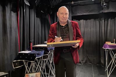 © 2025 Jean-Michel Lupin. Tous droits réservés. © 2025 Jean-Michel Lupin. Tous droits réservés.