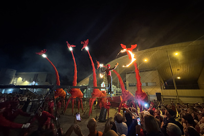 Compagnie Off © Olivier Gaulon. Compagnie Off © Olivier Gaulon.