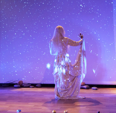 © Aaris Deshayes. © Aaris Deshayes.