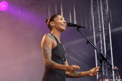 Ayo © Gil Chauveau. Ayo © Gil Chauveau.