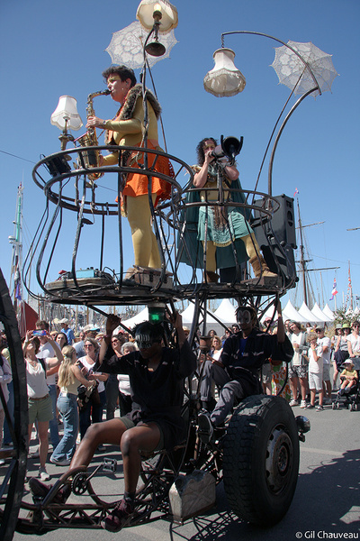 © Gil Chauveau. © Gil Chauveau.