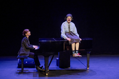 © Pascal Gely. © Pascal Gely.