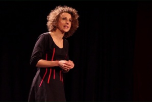 "Petits Poisons" de et par Isabelle Lauriou © 33Productions. "Petits Poisons" de et par Isabelle Lauriou © 33Productions.