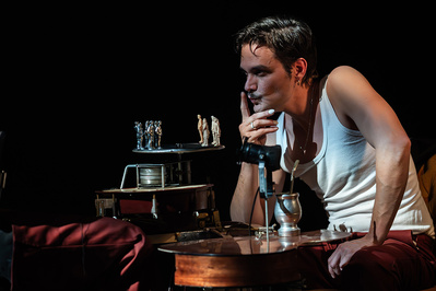 © Vincent Zobler. © Vincent Zobler.