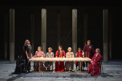 © Martin Argyroglo. © Martin Argyroglo.