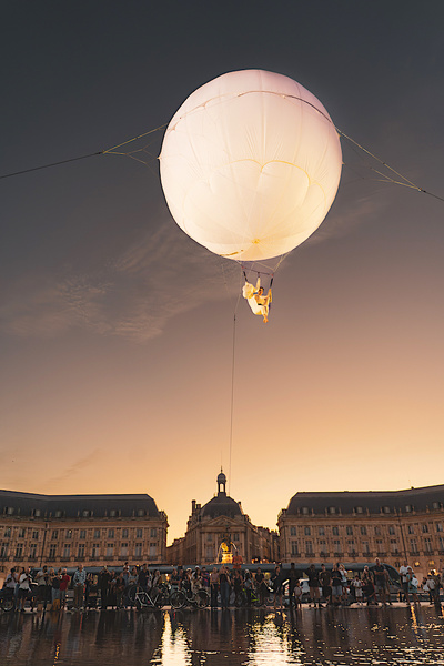 "Maria en ballon" © Pierre Planchenault. "Maria en ballon" © Pierre Planchenault.
