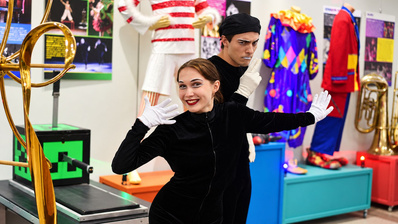 Les mimes Veronika Odynets et Maksym Lytvynenko © Olena Kyrychenko.