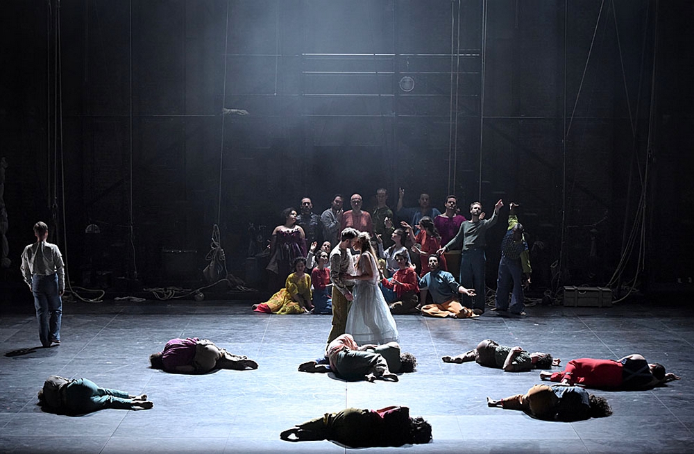 © Vincent Pontet. © Vincent Pontet.