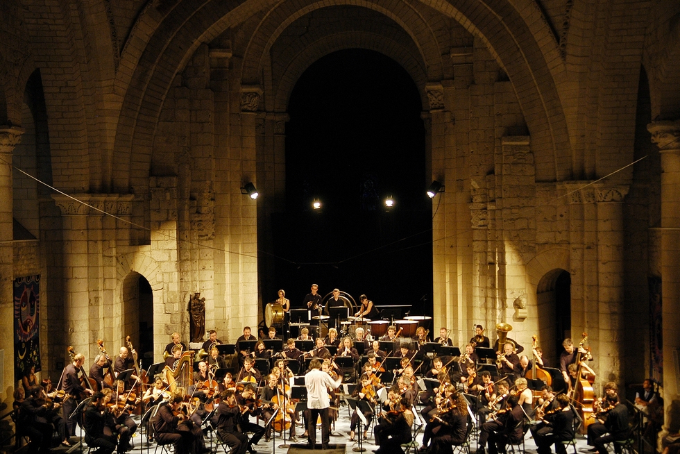 L'Orchestre des Champs-Élysées © Michel Garnier.