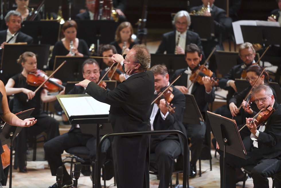 Emmanuel Krivine et l'ONF © Radio France/Christophe Abramowitz. Emmanuel Krivine et l'ONF © Radio France/Christophe Abramowitz.