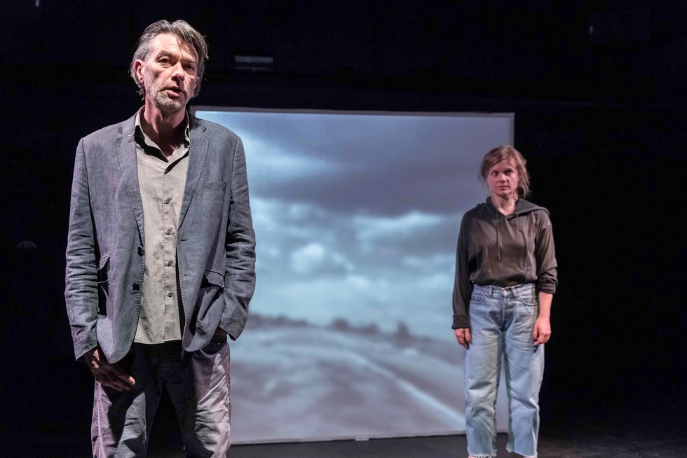 "Seasonal Affective Disorder" © Victor Tonnelli. "Seasonal Affective Disorder" © Victor Tonnelli.