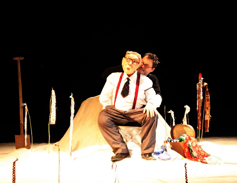 "Soleil couchant" par le Tof Théâtre (Belgique) © DR. "Soleil couchant" par le Tof Théâtre (Belgique) © DR.