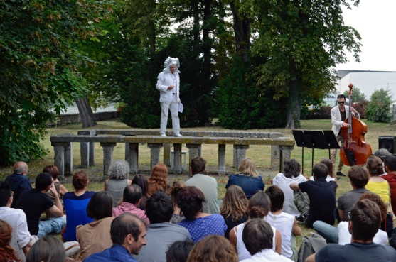 "Merci Schubert" de Llamas © Éric Didym.