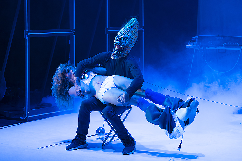 © Marc Dommage. © Marc Dommage.