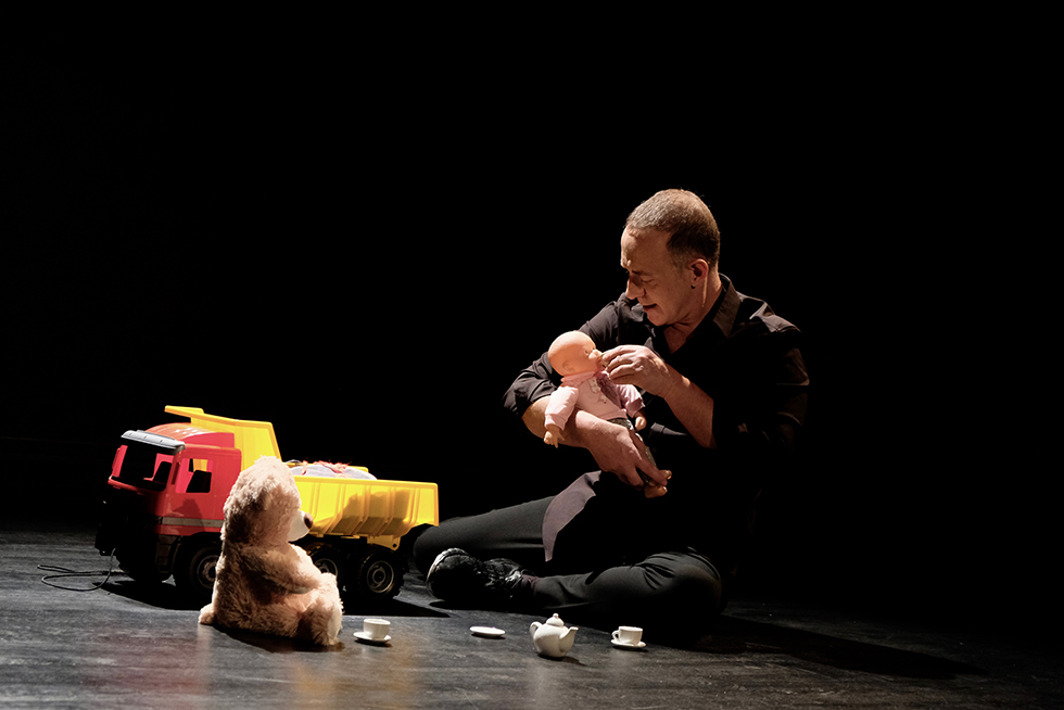 © Eve Pinel. © Eve Pinel.