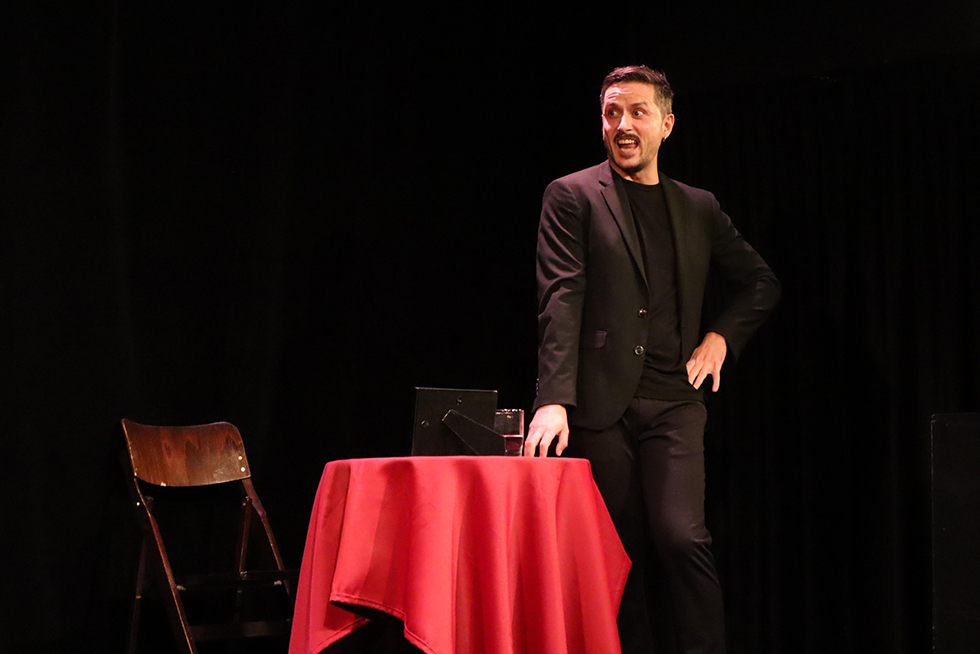 © Pascal Fonquernie. © Pascal Fonquernie.