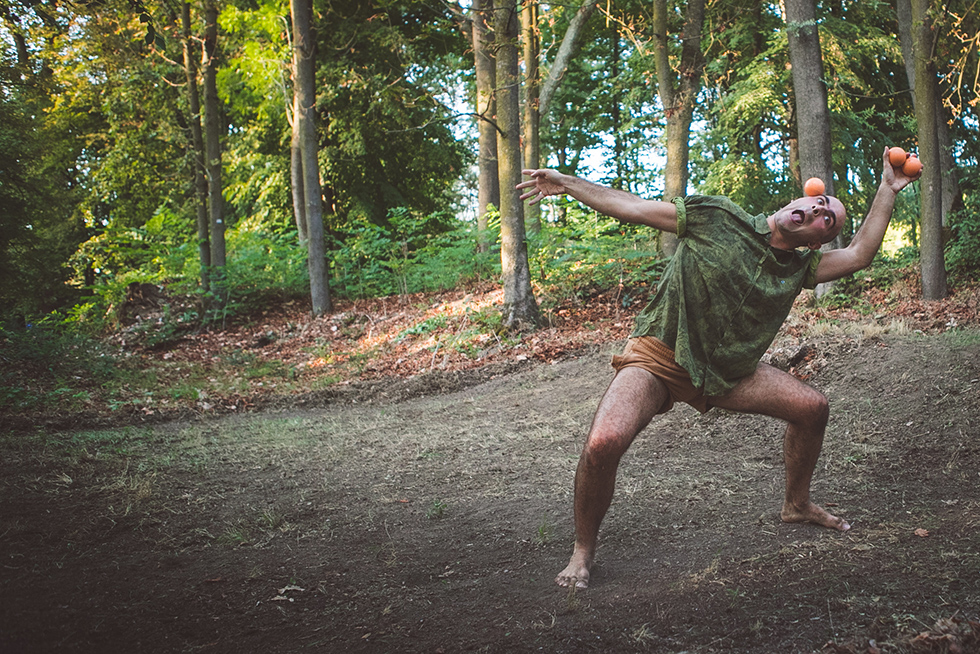 © Elly Contini. © Elly Contini.