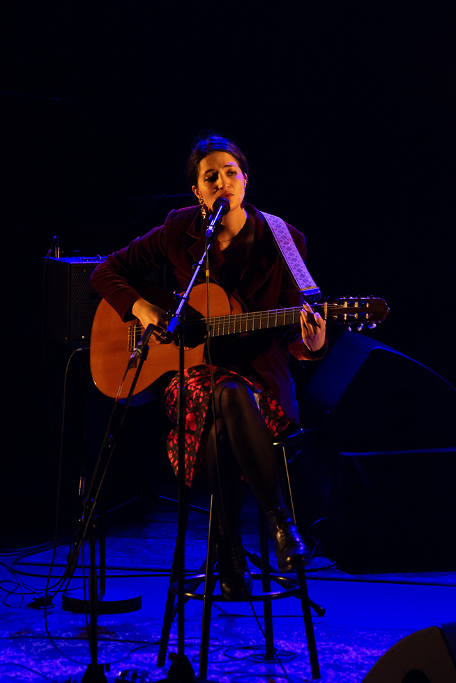 Gabi Hartmann lors de la soirée du 22 mars © Érick Fréjean/Association Zoom Laonnois.