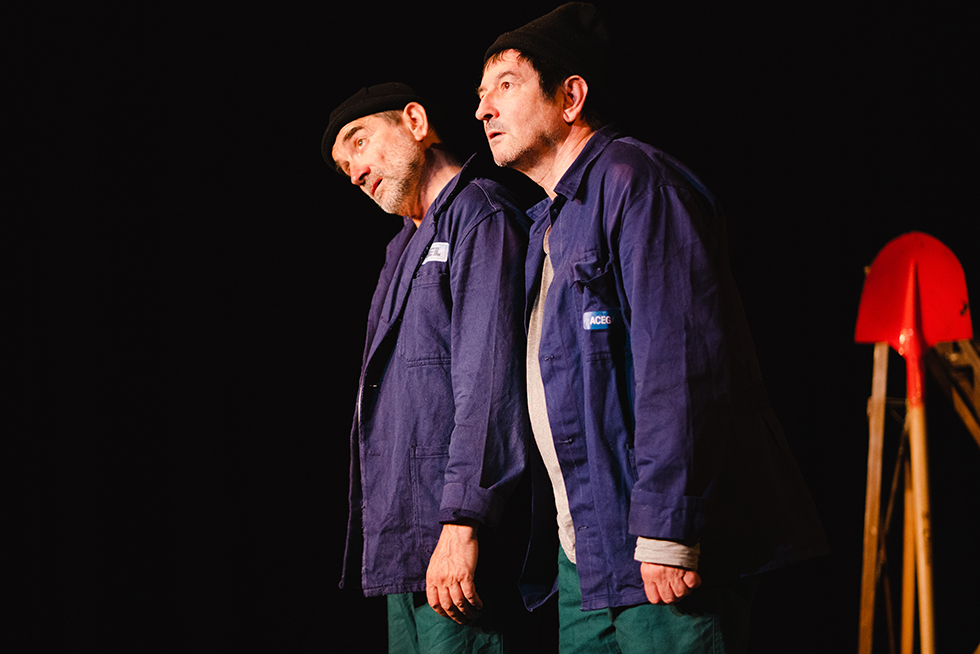 © Jon. D. © Jon. D.