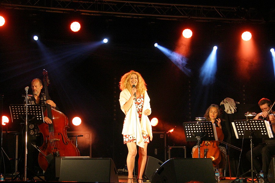Bevinda © Dominique Debeauvais.