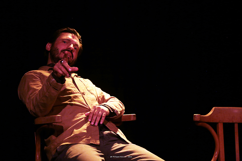 © Philippe Hanula. © Philippe Hanula.