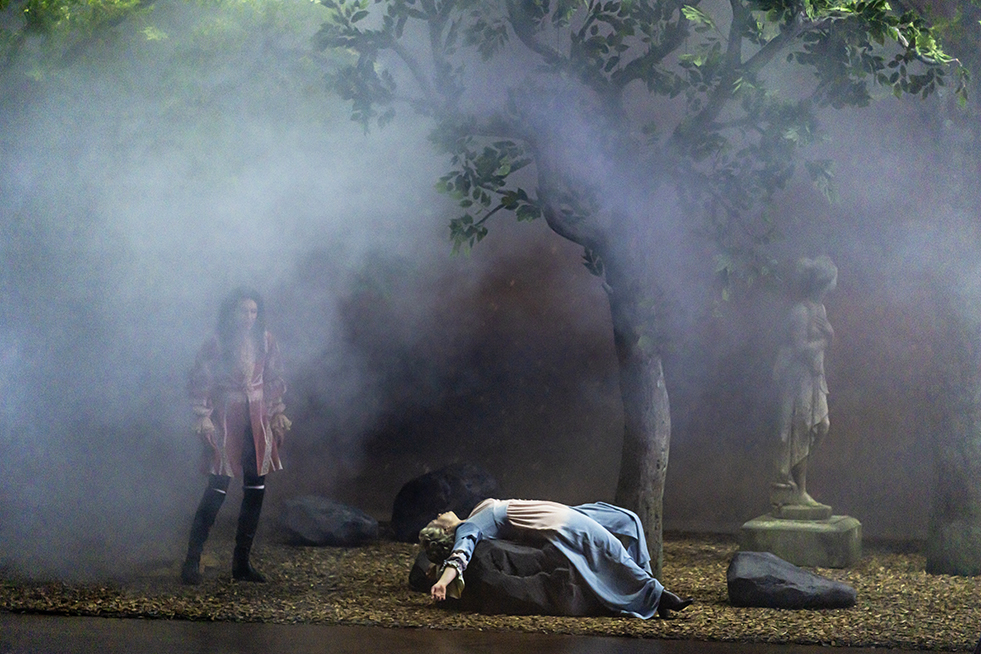 © Thomas Amouroux. © Thomas Amouroux.