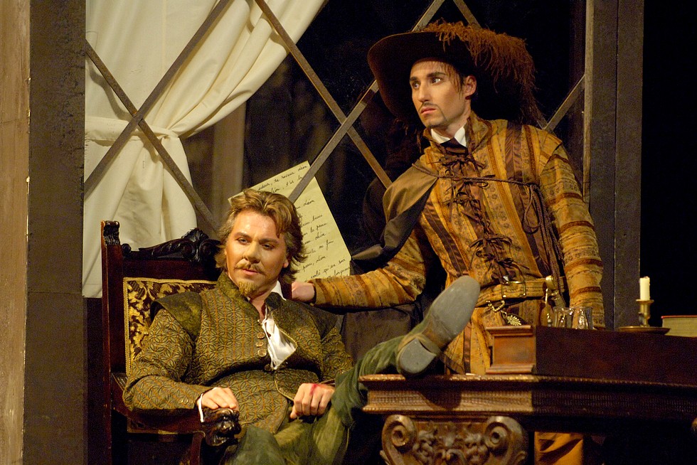 Avec Roberto Alagna dans "Cyrano de Bergerac" © DR.