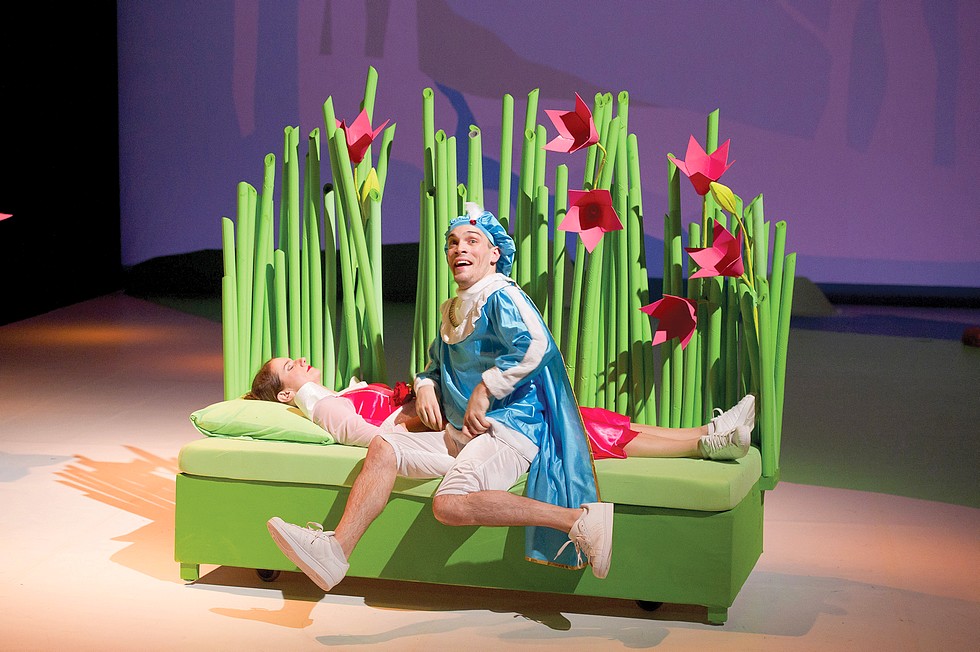 © Laurent Philippe. © Laurent Philippe.