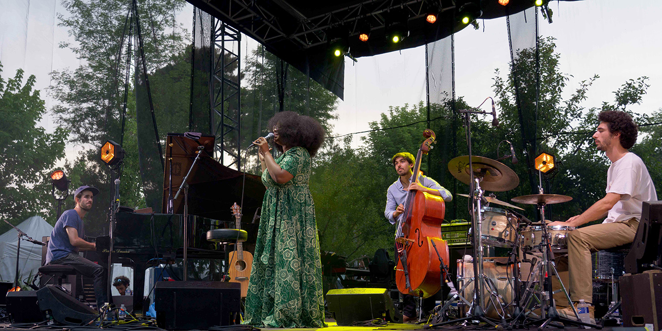 © Jean Pierre Delpeyrou. © Jean Pierre Delpeyrou.