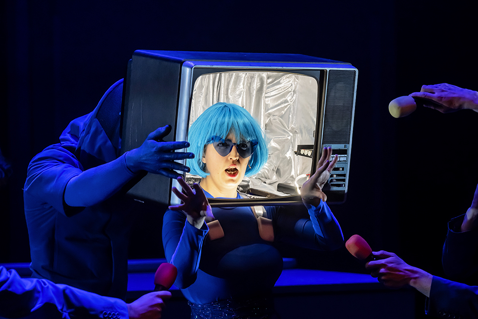 © Pascal Gely. © Pascal Gely.