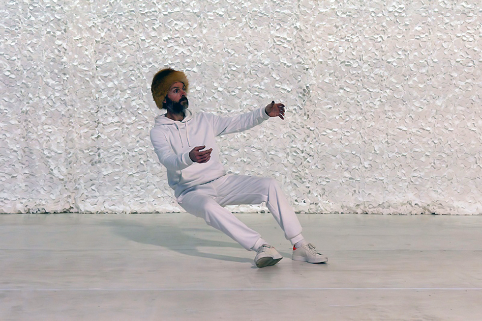 "Cloche" de Rémi Luchez © Association des clous. "Cloche" de Rémi Luchez © Association des clous.