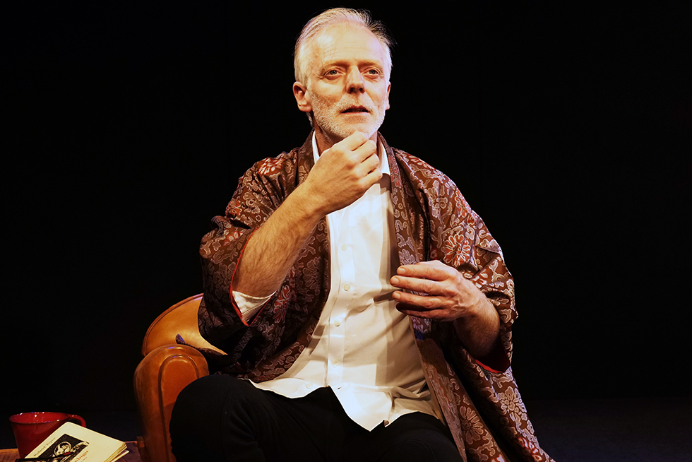 © François Vila.