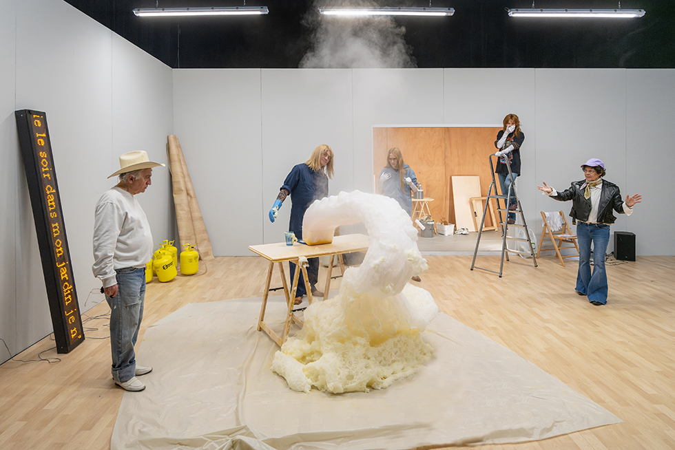 © Martin Argyroglo.