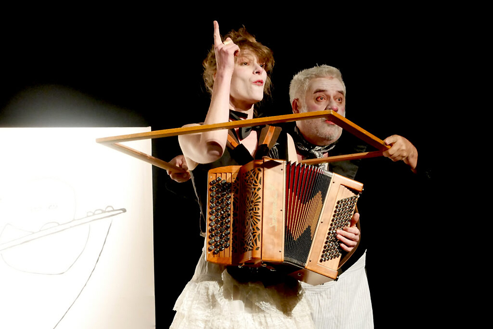© Les Amis du Garage Théâtre.
