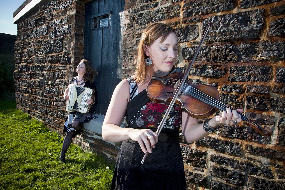 Gillian Boucher & Mary Beth Carty © DR.