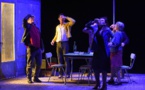 "Espia a una mujer…", une pièce contemporaine… comme un Tchekhov d'après