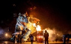"Le Dragon de Calais" Le Spectacle : Naissance du Dragon de La Machine sur la plage de Calais