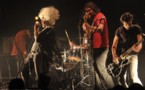 Lafayette, une voix dirty soul rock sur des riffs seventies dopés à l'énergie pure ! Lafayette, une voix dirty soul rock sur des riffs seventies dopés à l'énergie pure !