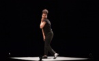 FAB 2021 "Rain" et "Heroes", deux performeuses - l'une d'origine israélienne, l'autre libanaise - font leur show… Esquisse épurée et excès tapageur, au choix… FAB 2021 "Rain" et "Heroes", deux performeuses - l'une d'origine israélienne, l'autre libanaise - font leur show… Esquisse épurée et excès tapageur, au choix…