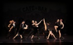 "Sinfonía De Tango" par Tango Pasión… entre sensualités et acrobaties "Sinfonía De Tango" par Tango Pasión… entre sensualités et acrobaties