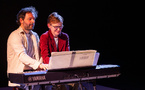 •Off 2025• "Quatre mains" Un spectacle rythmé par la musique et les émotions de la jeunesse