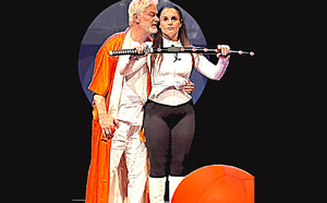 © Les Bicéphales.